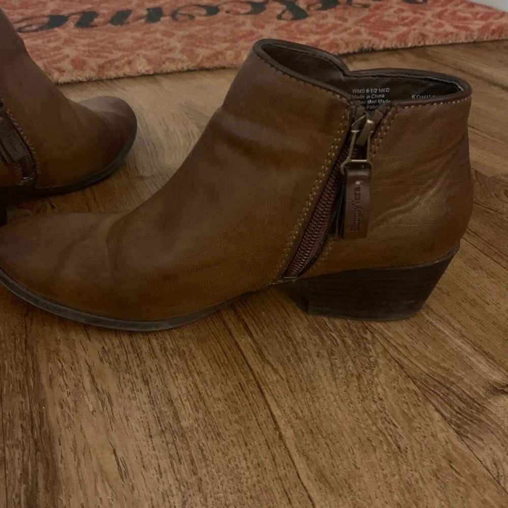 Brown booties - Picture 4 of 4
